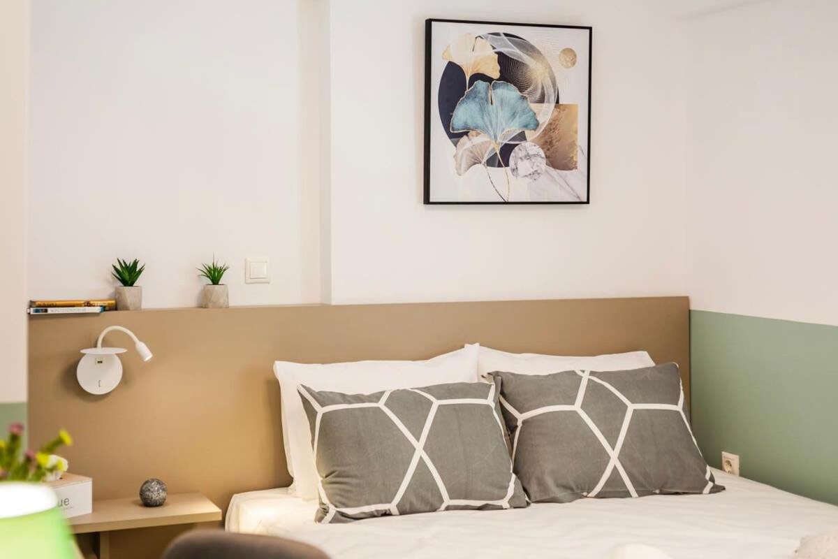 Kalamata Lime Studio - Cozy Gem With Private Parking Екстериор снимка